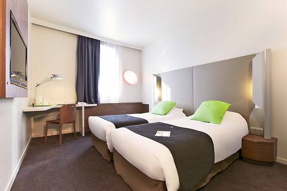 Hôtel Campanile Marne la Vallée - Bussy St Georges - photo 1