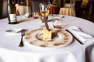 Repas pour 2 à La Rose Trémière à Saint-Michel-en-l'Herm (85)