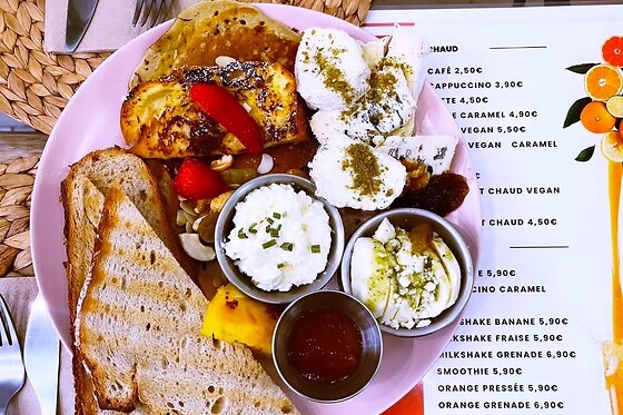 Bloomy Brunch - photo 0