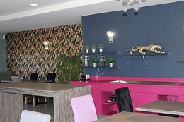 Hotel The Originals Tours Nord La Terrasse