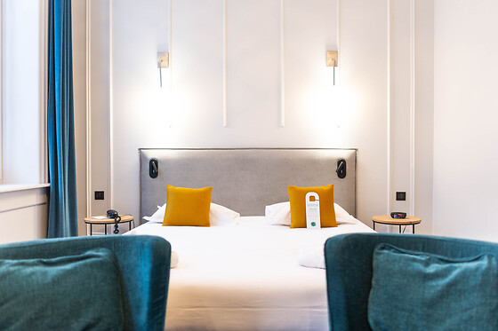 URBAN HOTEL - photo 2