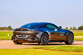 Découverte Aston-Martin Vantage (4 tours) sur le Pôle Mécanique d'Alès