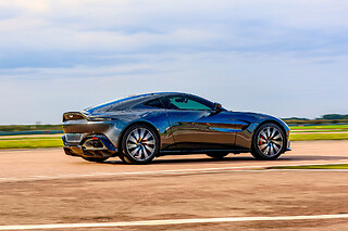 Découverte Aston-Martin Vantage (4 tours) sur le Pôle Mécanique d'Alès