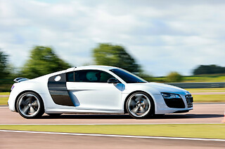 Découverte Audi R8 V10 (5 tours) sur le Circuit de Mettet (B)