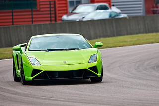 Découverte Lamborghini Gallardo LP-560 (4 tours) sur le Circuit du Bourbonnais (03)