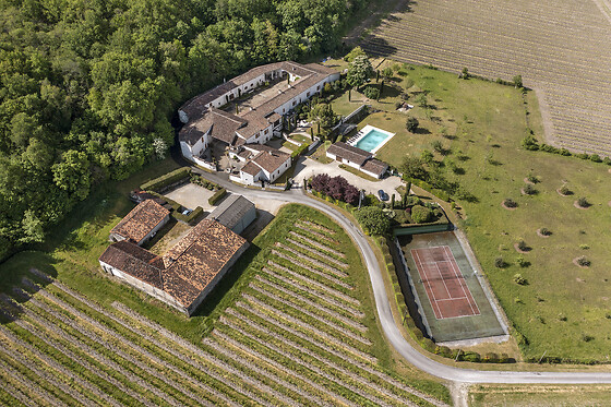 Hotel The Originals Le Relais de Saint-Preuil - photo 2