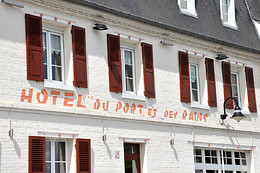 PORT ET DES BAINS