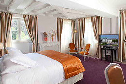 Château Belmont Tours The Crest Collection