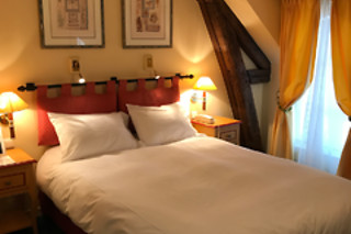Séjour pour 2 à l'Auberge du Cheval Blanc*** à Yvoy-le-Marron (41)