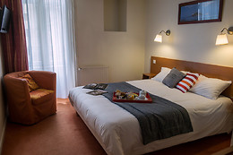 hotel du port