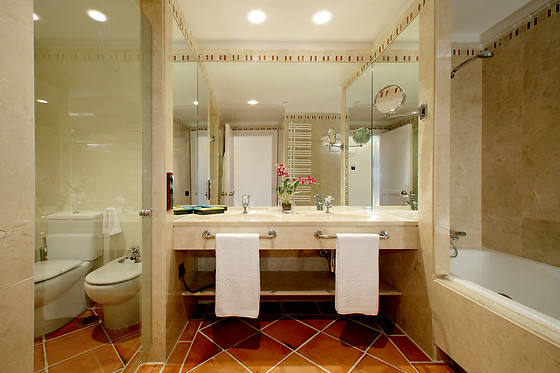 HOTEL CIGARRAL EL BOSQUE - photo 10