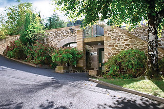 Séjour pour 2 à l'Auberge La Tomette, The Originals Relais*** à Vitrac (15)