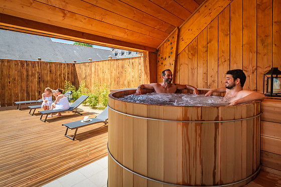 Un modelage californien du dos chez Spa d'Ô Claire à Roiffé (86)