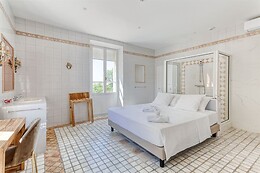 Domaine De La Nerthe