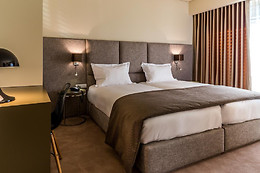 4615 Hotel 4*
