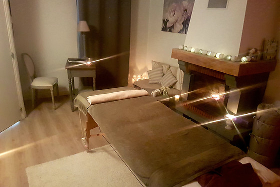 Un massage lomi lomi à Évasion Bien-Être à Vannes (56)