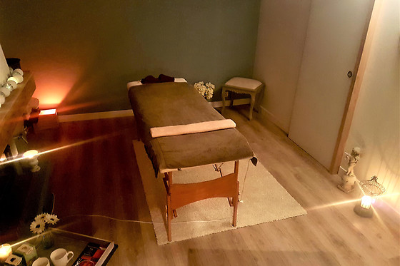 Un massage lomi lomi à Évasion Bien-Être à Vannes (56)