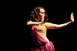 ESCUELA DE DANZA SAFRÁN