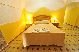 CUEVAS LA GRANJA